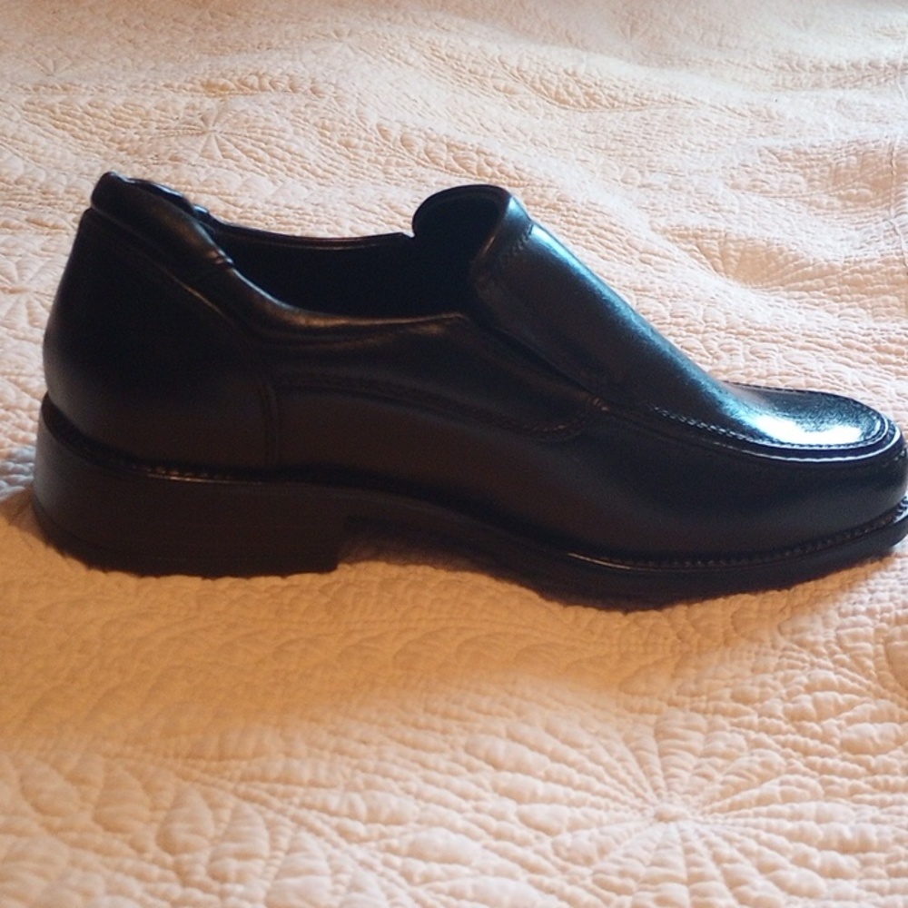 size 3w RobertDavid slide on dress shoes black